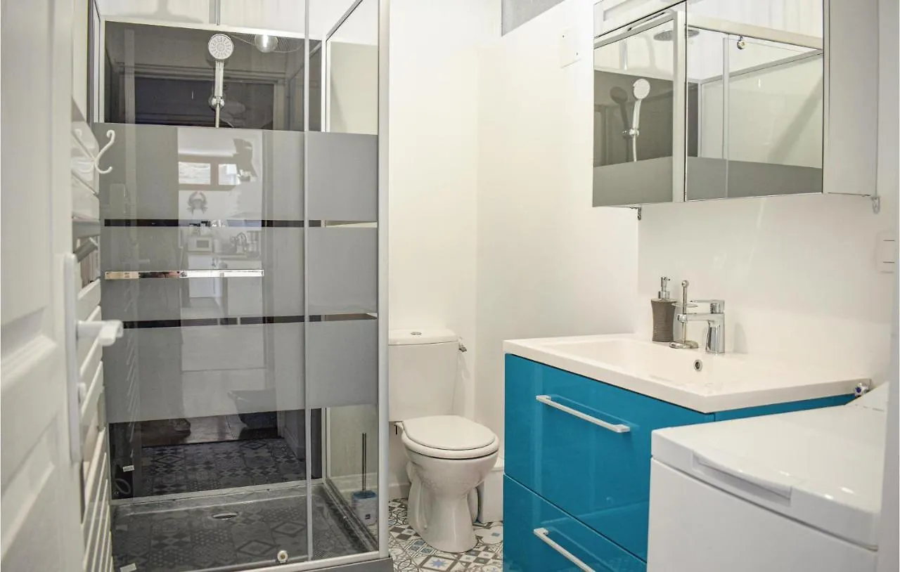 Дом отдыха 5 Bedroom Cozy Home In Лезардриё